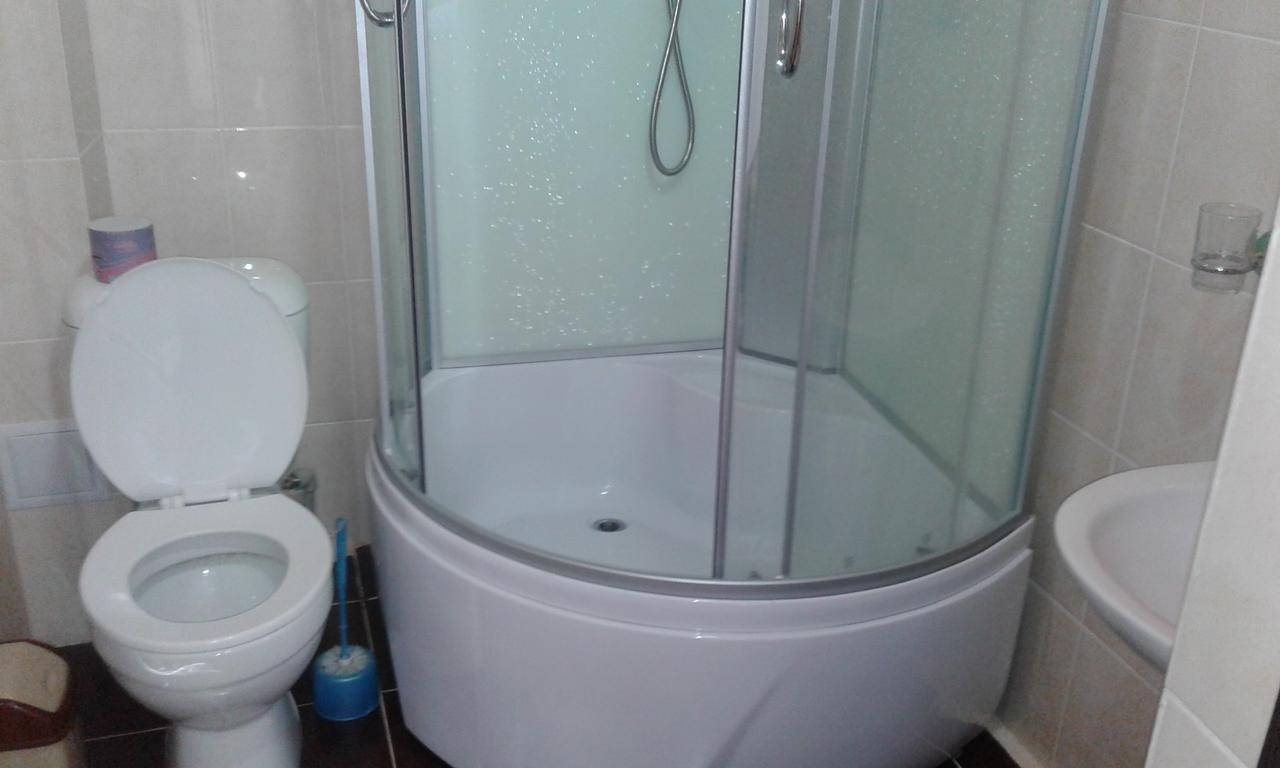 Inn Kochevnik Cholpon-Ata Bilik gambar
